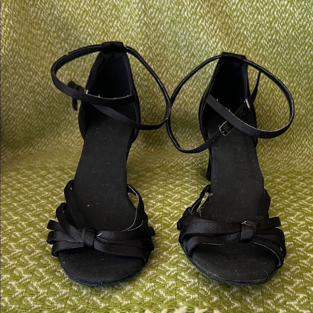 Black Ankle-Strap Women’s Size 40 Ballroom Dance Shoes 8.5